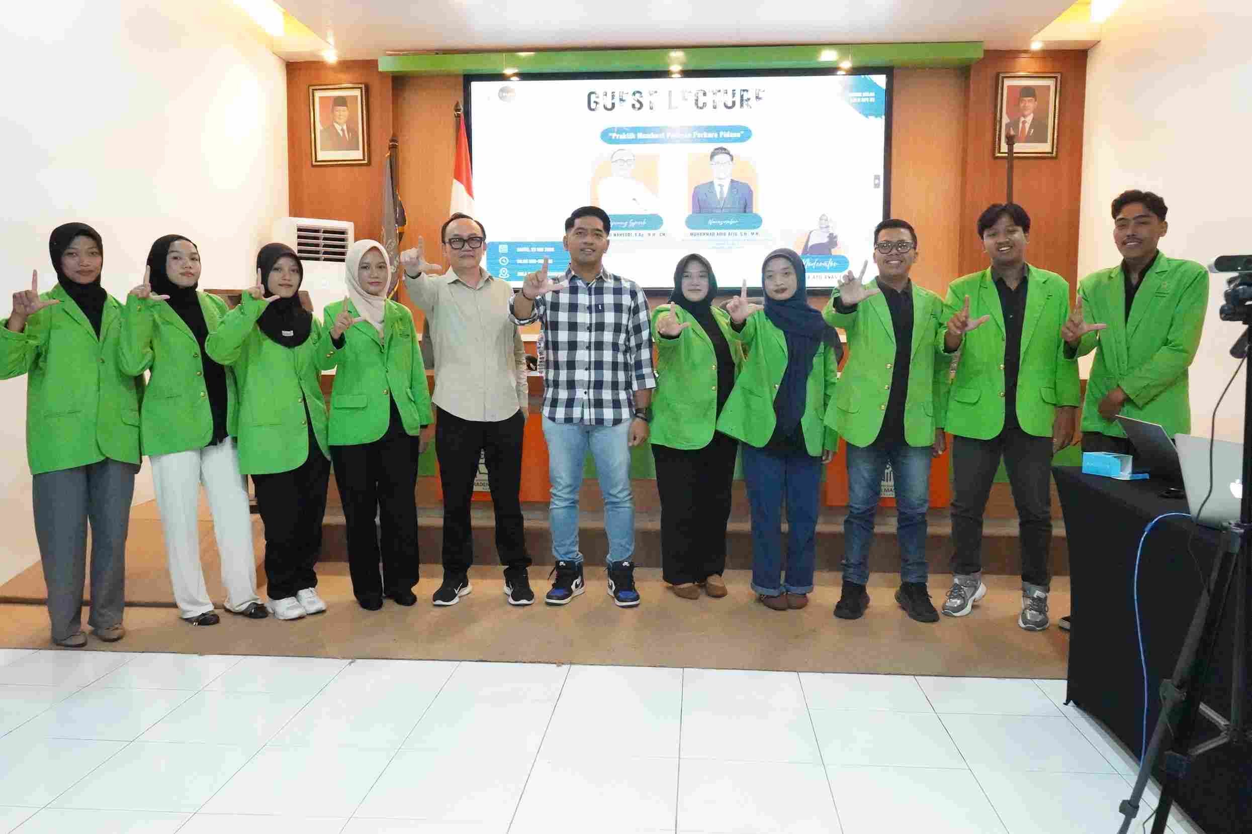 Mahasiswa HPI Fakultas Syariah UIN Surakarta Asah Kemahiran Hukum Lewat Parktek Penyusunan Putusan Pidana