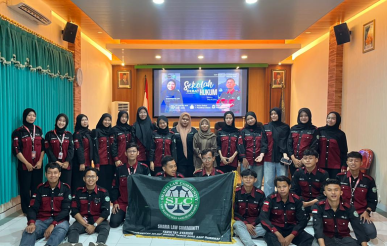 Bangun Generasi Kritis, SLC Fakultas Syariah UIN Surakarta Sukses Selenggarakan Sekolah Debat Hukum