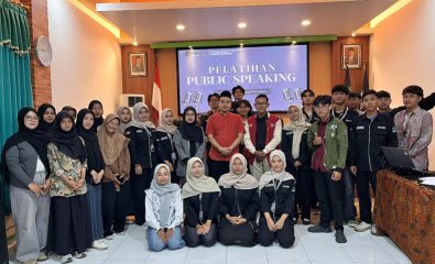 Dari Gugup Menjadi Percaya Diri, HMPS HKI Fakultas Syariah UIN Surakarta Dorong Mahasiswa Kuasai Public Speaking