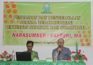 Pembukaan oleh Moderator 